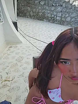 Pretty karol online show from July 14, 2026, 12:44 pm
