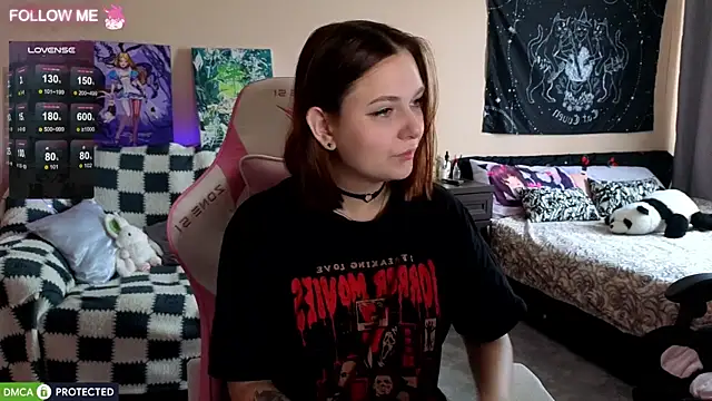 Chloe Cherrys online show from July 19, 2026, 4:49 am