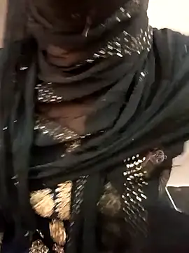 Miss Noor   online show from May 16, 2026, 8:33 am