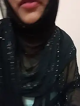 Miss Noor   online show from July 20, 2026, 3:32 am