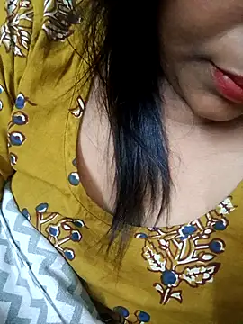 kearala-chubbyzoya online show from March 30, 2026, 2:40 pm