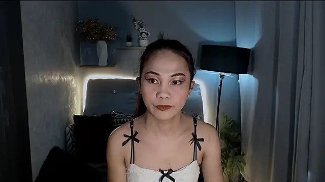 VeronicaFoxxxx online show from April 28, 2026, 12:31 am