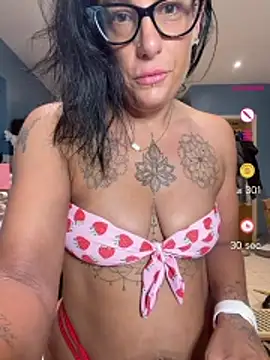 IvyBelleMilf online show from July 12, 2026, 3:41 am