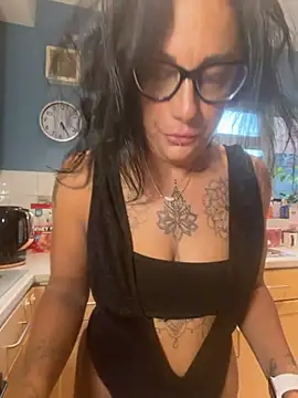 IvyBelleMilf online show from July 21, 2026, 4:26 am