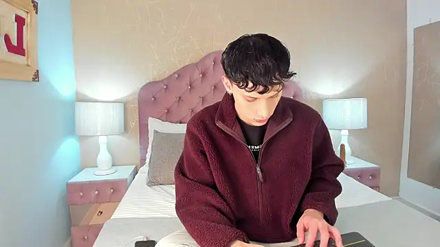 Snapshot of LephyStar chatting on May 9, 2026, 3:45 am LephyStar online show from May 9, 2026, 3:45 am