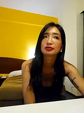 Snapshot of Emceeeeee25 chatting on March 28, 2026, 4:28 pm Emceeeeee25 online show from March 28, 2026, 4:28 pm