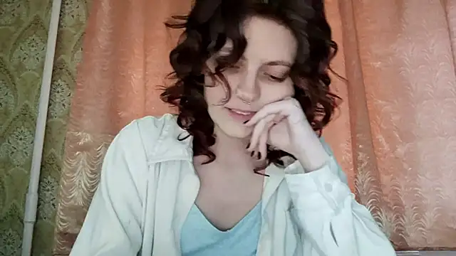 ShirleyNibbs online show from April 7, 2026, 2:28 pm