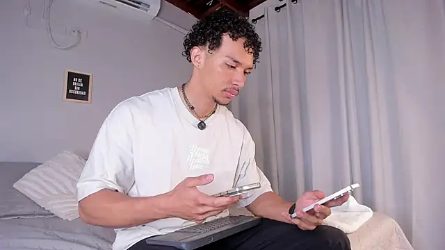 dominik drake online show from April 10, 2026, 12:43 pm