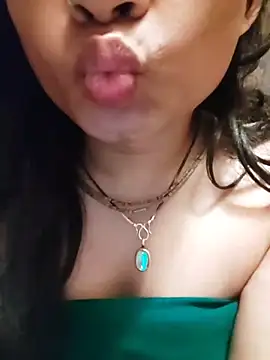 SweetTsAngel online show from April 8, 2026, 11:32 am