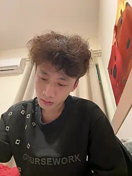 Snapshot of sexyboy-3525 chatting on April 11, 2026, 5:45 am sexyboy-3525 online show from April 11, 2026, 5:45 am