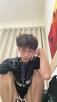 Snapshot of sexyboy-3525 chatting on May 15, 2026, 2:35 pm sexyboy-3525 online show from May 15, 2026, 2:35 pm