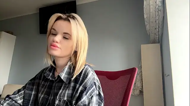 Snapshot of NikaFoster chatting on April 2, 2026, 1:09 pm NikaFoster online show from April 2, 2026, 1:09 pm