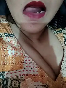 ZOYA KHAN-123 online show from April 15, 2026, 8:43 am