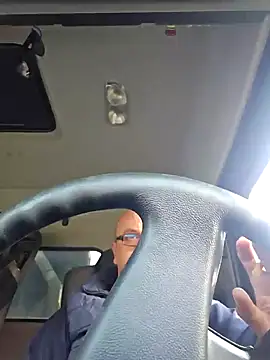 Snapshot of Cristo1982 chatting on April 2, 2026, 4:43 am Cristo1982 online show from April 2, 2026, 4:43 am