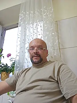 Snapshot of Cristo1982 chatting on May 31, 2026, 5:53 pm Cristo1982 online show from May 31, 2026, 5:53 pm