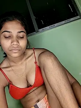 Snapshot of sexy__Valentine chatting on April 18, 2026, 3:49 pm sexy Valentine online show from April 18, 2026, 3:49 pm