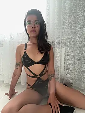 Snapshot of Z_Milll chatting on July 19, 2026, 1:26 pm Z Milll online show from July 19, 2026, 1:26 pm