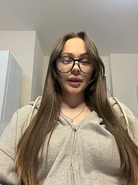 NIKAGPT online show from April 11, 2026, 7:18 pm