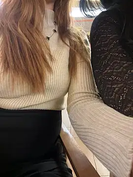Snapshot of Cristal_Ruivinha chatting on May 2, 2026, 9:09 pm Cristal Ruivinha online show from May 2, 2026, 9:09 pm