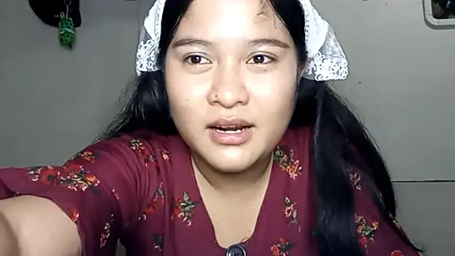 Snapshot of BrandeePhatdouang chatting on April 9, 2026, 6:19 am BrandeePhatdouang online show from April 9, 2026, 6:19 am
