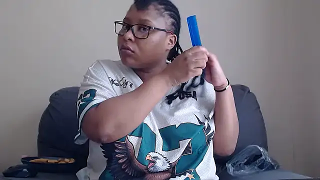 xxZoeyx online show from November 4, 2025, 6:34 am