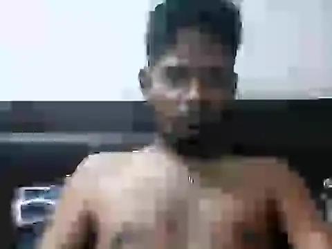 Snapshot of Live_f chatting on April 3, 2026, 6:11 am Live f online show from April 3, 2026, 6:11 am