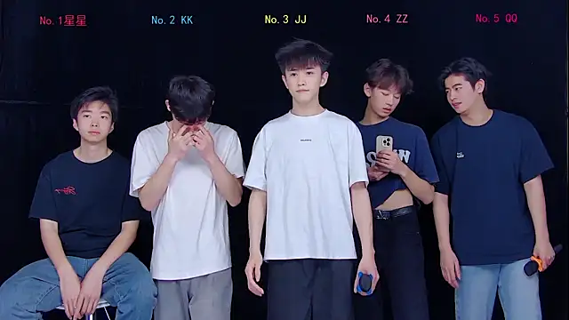 Snapshot of KOboys-818 chatting on April 23, 2026, 2:35 am KOboys-818 online show from April 23, 2026, 2:35 am