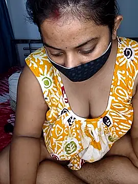 Snapshot of CamGirl_Neha chatting on May 25, 2026, 8:31 am CamGirl Neha online show from May 25, 2026, 8:31 am