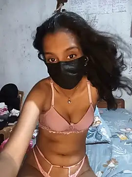 Snapshot of manu_babe chatting on June 10, 2026, 12:48 pm manu babe online show from June 10, 2026, 12:48 pm
