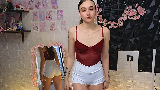 Snapshot of belle_cute chatting on April 3, 2026, 1:58 am belle cute online show from April 3, 2026, 1:58 am