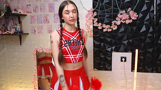 Snapshot of belle_cute chatting on April 19, 2026, 2:55 am belle cute online show from April 19, 2026, 2:55 am
