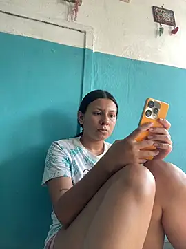 Snapshot of karo_cute chatting on July 24, 2026, 8:29 pm karo cute online show from July 24, 2026, 8:29 pm