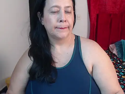 Snapshot of carlareyesk977 chatting on May 25, 2026, 11:55 pm carlareyesk977 online show from May 25, 2026, 11:55 pm