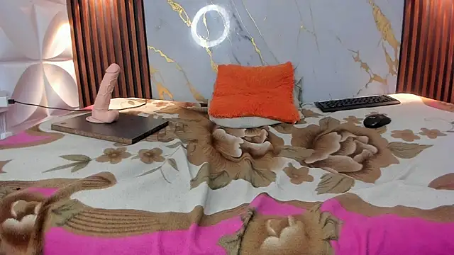 Alinna addams  online show from July 24, 2026, 7:34 pm