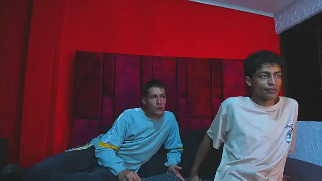 LuckandSamuel online show from April 28, 2026, 2:21 am