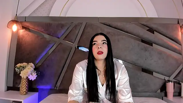 Chloee Parkerr online show from May 26, 2026, 3:35 am