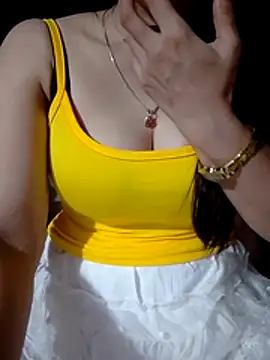 Mi-Naney online show from July 3, 2026, 9:21 pm
