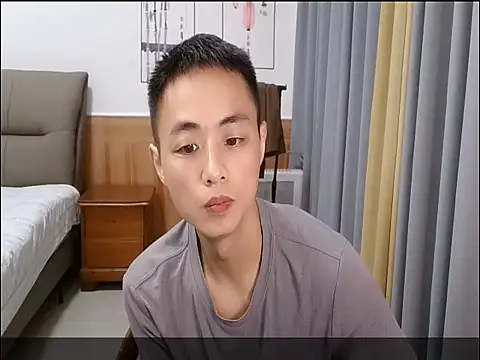 Snapshot of davidboys chatting on May 18, 2026, 4:29 am davidboys online show from May 18, 2026, 4:29 am