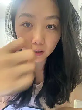 Snapshot of Shanshan_1267 chatting on May 12, 2026, 11:40 am Shanshan 1267 online show from May 12, 2026, 11:40 am