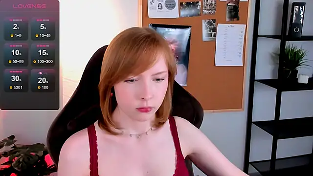 CherryCrushLove online show from May 16, 2026, 11:31 am