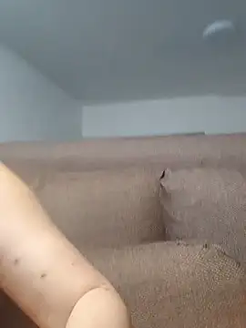 Snapshot of XRasee chatting on April 5, 2026, 3:20 pm XRasee online show from April 5, 2026, 3:20 pm