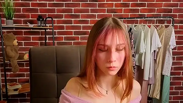 Snapshot of JudyyCarroll chatting on April 9, 2026, 2:00 pm JudyyCarroll online show from April 9, 2026, 2:00 pm