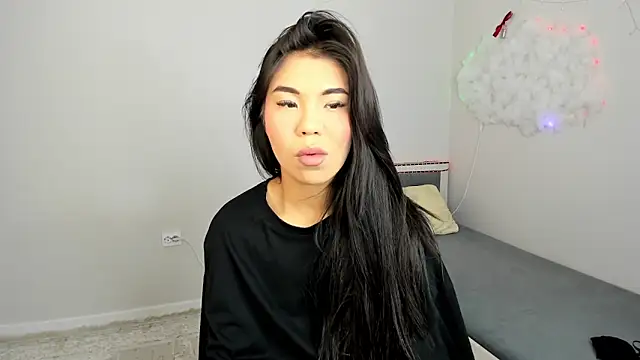 Snapshot of ainel_kim chatting on May 24, 2026, 4:28 am ainel kim online show from May 24, 2026, 4:28 am