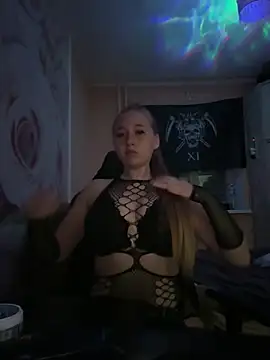 kapriznayasuka online show from March 31, 2026, 5:35 pm