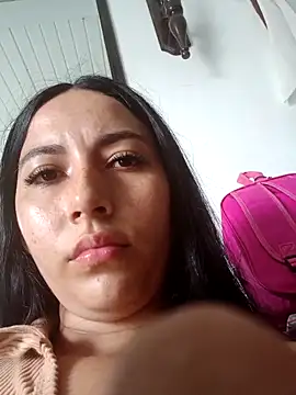 Snapshot of Ann_Houston chatting on April 15, 2026, 8:09 pm Ann Houston online show from April 15, 2026, 8:09 pm