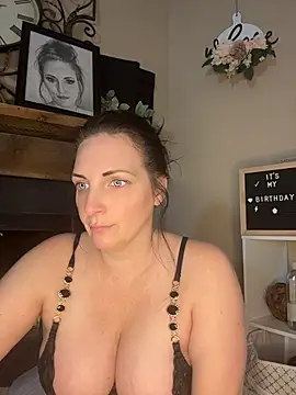taylorsunshine online show from July 18, 2026, 7:39 pm