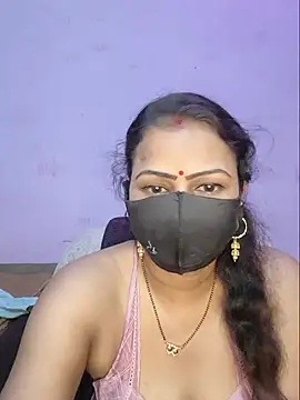 Snapshot of Legend_choice chatting on July 5, 2026, 10:28 pm Legend choice online show from July 5, 2026, 10:28 pm