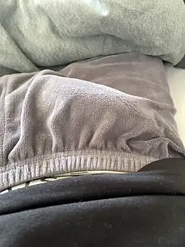 lucasss060 online show from April 1, 2026, 11:22 am