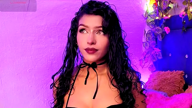 Snapshot of Alisse_Storm chatting on May 14, 2026, 3:46 am Alisse Storm online show from May 14, 2026, 3:46 am