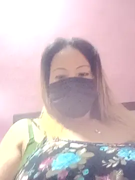 Snapshot of Bristy_BigBoobs chatting on April 12, 2026, 3:17 pm Bristy BigBoobs online show from April 12, 2026, 3:17 pm